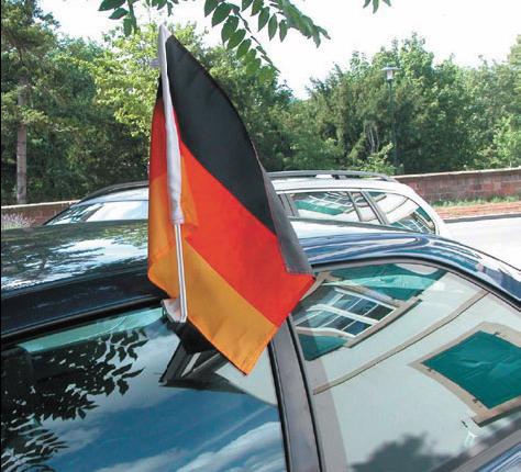 Aufkleber Landesfahne Deutschland Flagge fürs Auto, 3,90 €